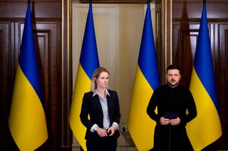Kaza Kollas e Vloadimire Jelensky se conheceram na segunda-feira